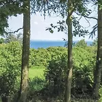 55 Hébergement de vacances *