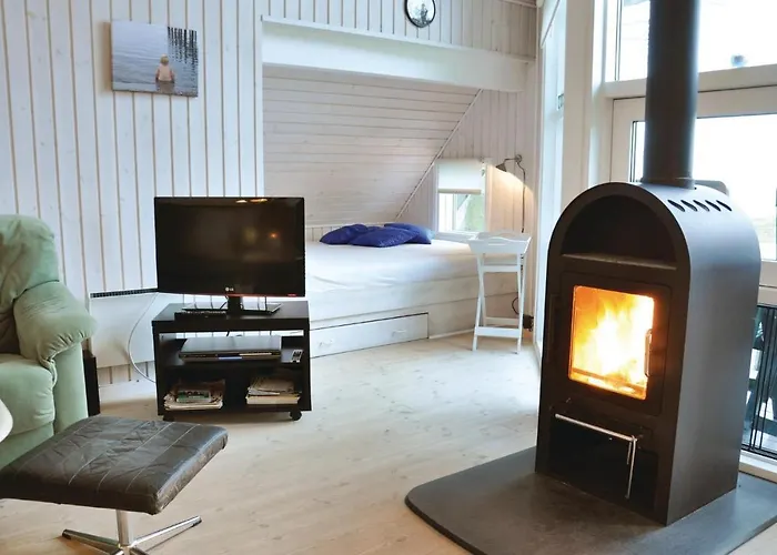 55 Hébergement de vacances *