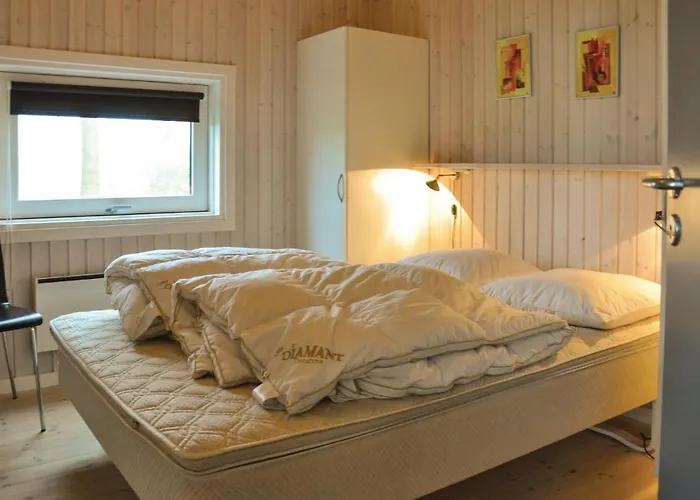 55 Hébergement de vacances *